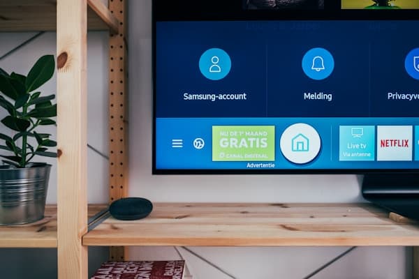 55" QLED 4K Smart TV image 1